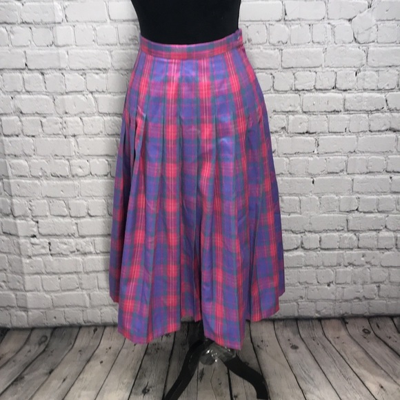 Vintage Pendleton plaid skirt - Picture 4 of 6